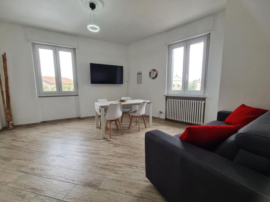 Bilocale Centralissimo Leinì Exteriér fotografie